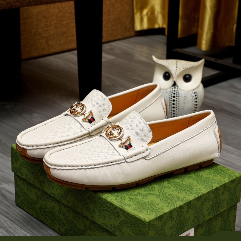 G*u*i leather shoes